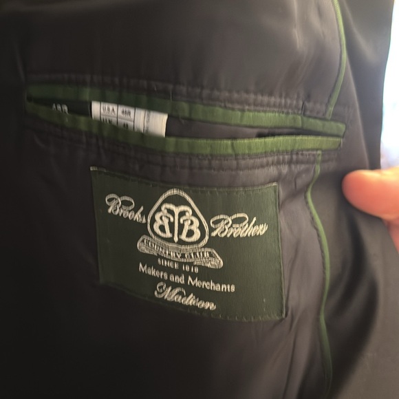 Men’s navy double breasted Brooks Brothers, Country Club jacket. Barely worn. - Picture 3 of 5